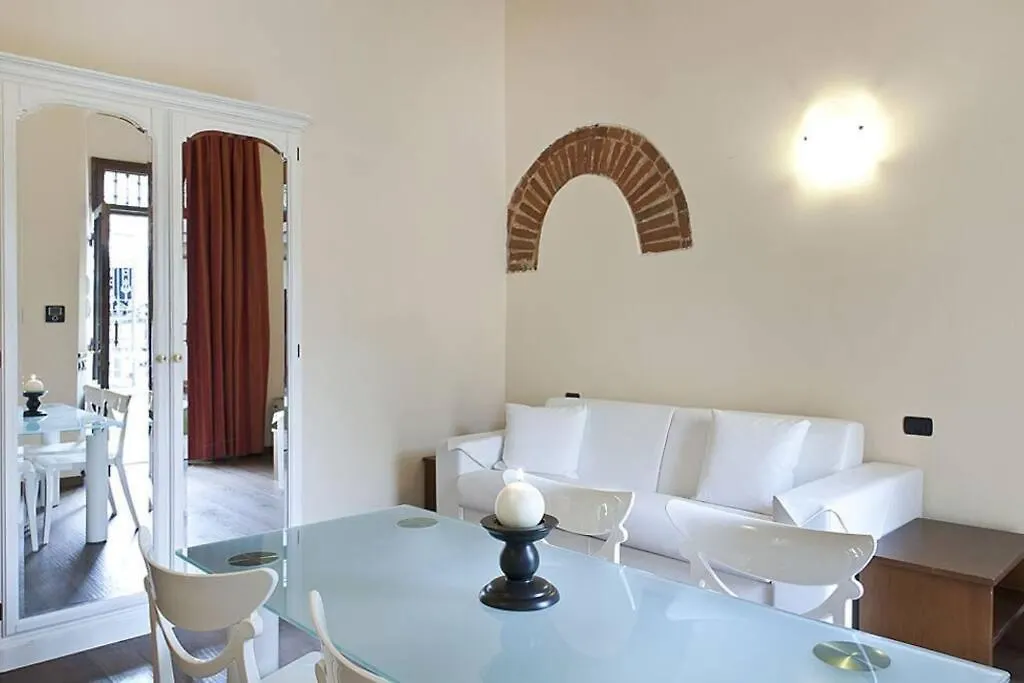 Apartment Charming Suite By Villa Il Mosaico Florence Italy